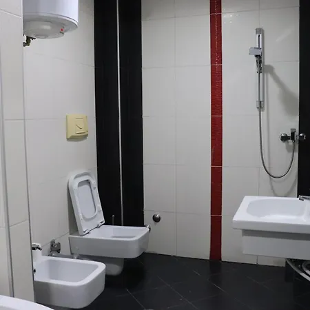 Otel Danis Golem (Tirana)