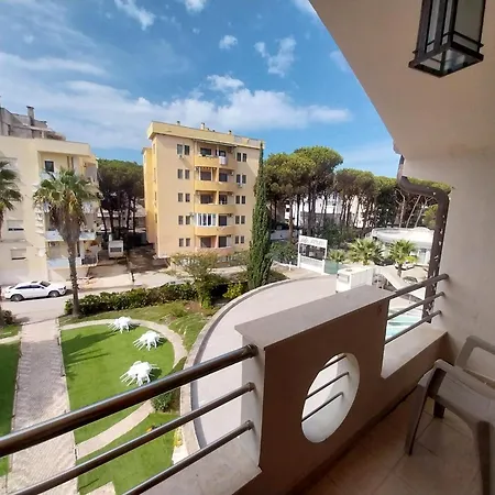 Otel Danis Golem (Tirana)