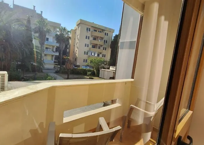 Hotel Danis 4*