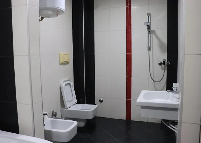 Hotel Danis Golem (Tirana)